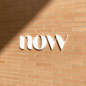 Letras corpóreas huecas - Exterior